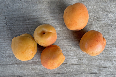 Picture of Apricots - local! 250g
