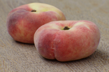 Flat peach - 300-350g Picture of Flat peach - 300-350g