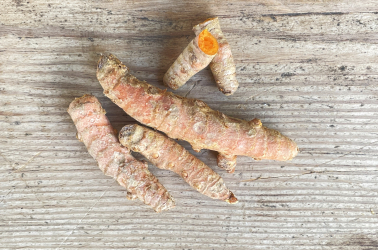 Turmeric root 100g Picture of Turmeric root 100g